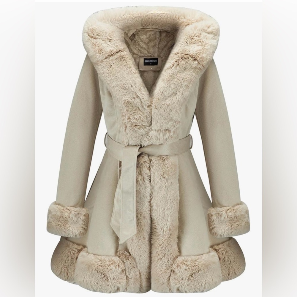 NWT Women's Cream Faux Fur Coat - Picture 5 of 11